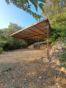 Pergola acier et canisses